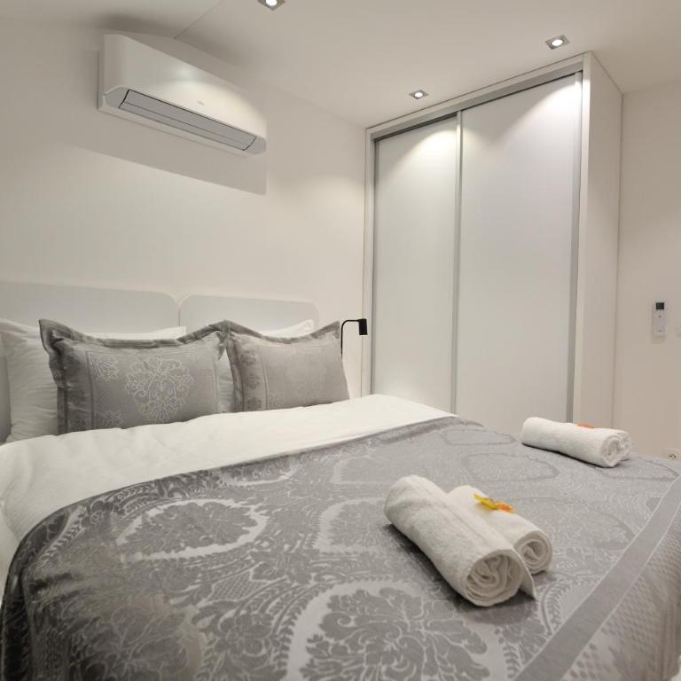 Solaris Apartments - free parking - One-Bedroom Apartment - 13