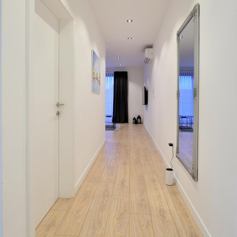Solaris Apartments - free parking - One-Bedroom Apartment - 27