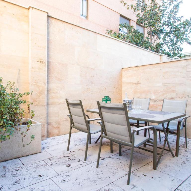 Apartamentos Villablino Arturo Soria - One-Bedroom Apartment - 10