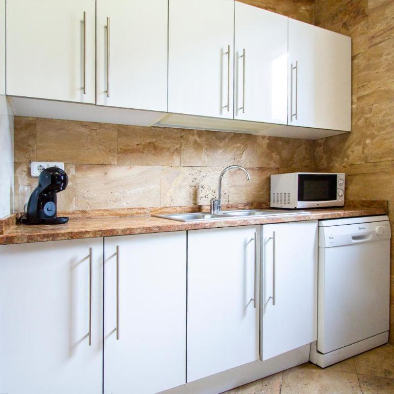 Apartamentos Villablino Arturo Soria - One-Bedroom Apartment - 12