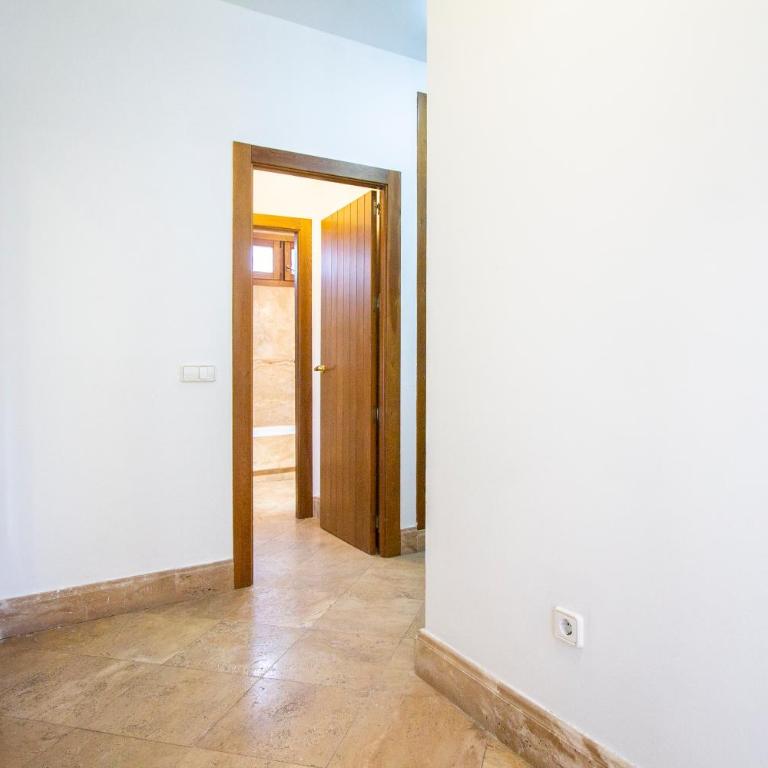 Apartamentos Villablino Arturo Soria - One-Bedroom Apartment - 16