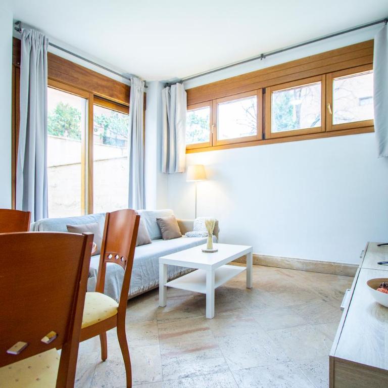 Apartamentos Villablino Arturo Soria - One-Bedroom Apartment - 33