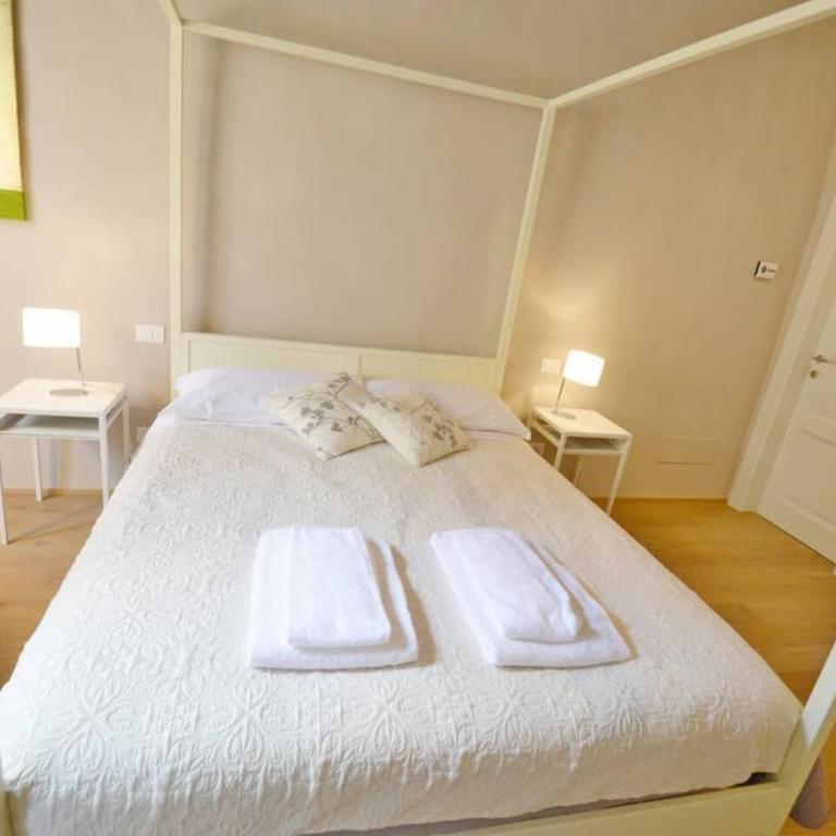 Keys of Italy - Albero 15 - Big and Small apt by Train station 2nd floor - Appartamento con 1 Camera da Letto - 4