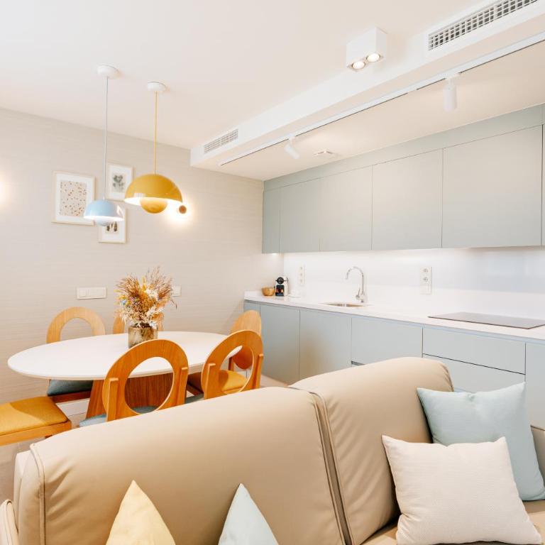 Caleta Suites Tenerife - Three-Bedroom Apartment Ground Floor - 13