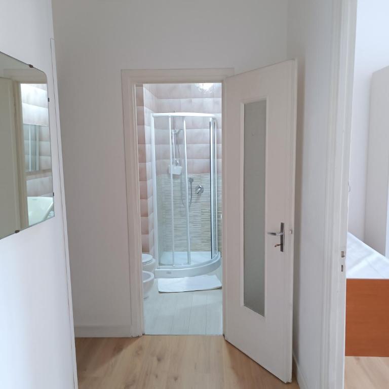 Sanremo center - One-Bedroom Standard Apartment - 7