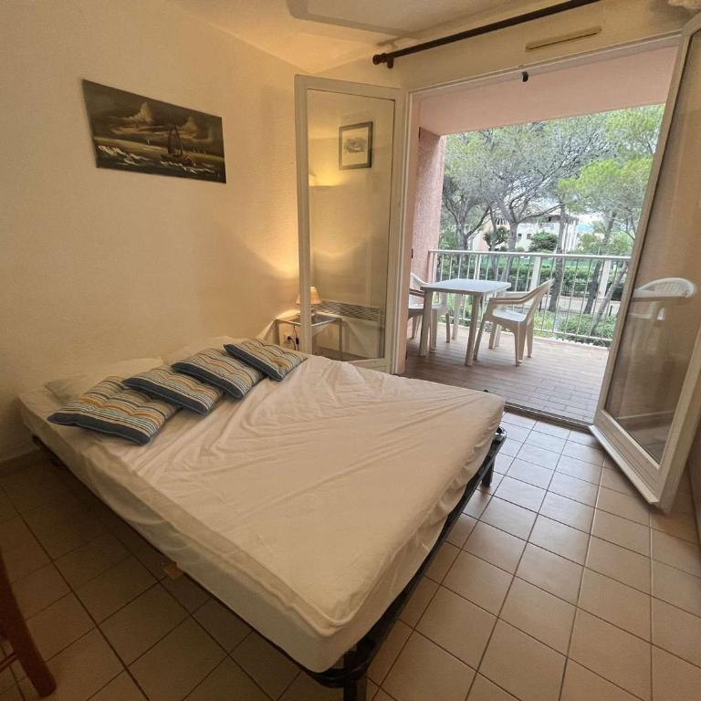 Studio cabine avec piscine, tennis et parking à 400m de la plage - 4 couchages, Saint-Aygulf - One-Bedroom Apartment - 13