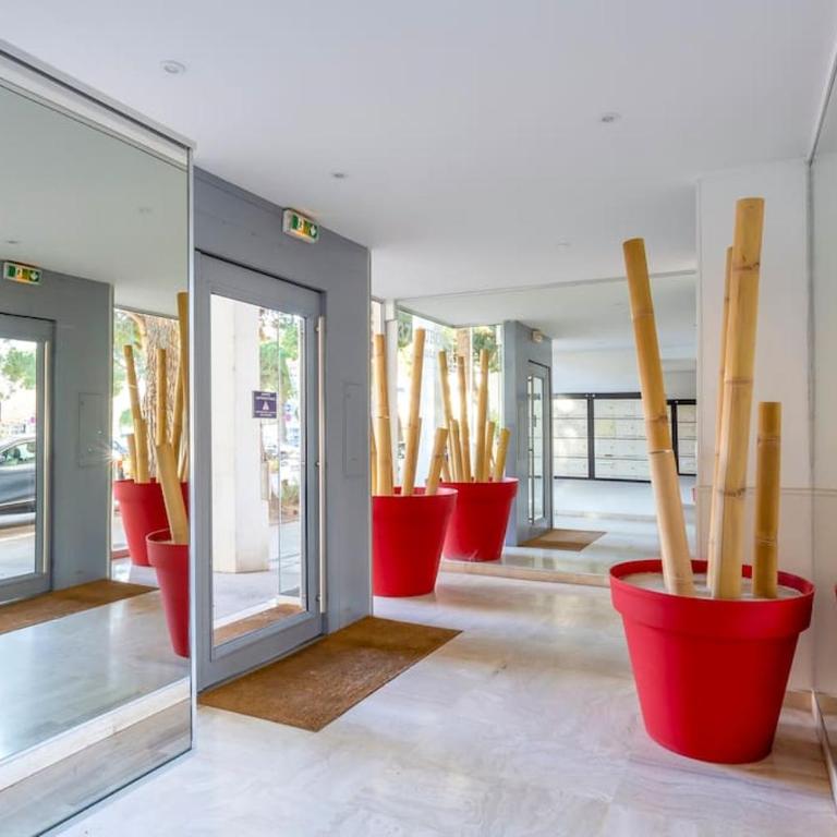 Chez Muriel - Fabuleux appartement en centre ville avec parking - One-Bedroom Apartment - 11