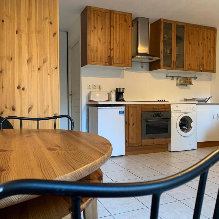 Studio 2* avec WiFi et Animaux admis pour 2 à Brides-les-Bains - Studio - 11