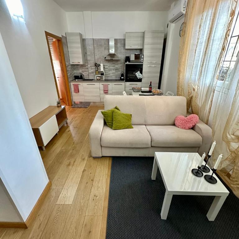 CasaLory Rent Apartment Florence - Appartamento con 1 Camera da Letto - 8