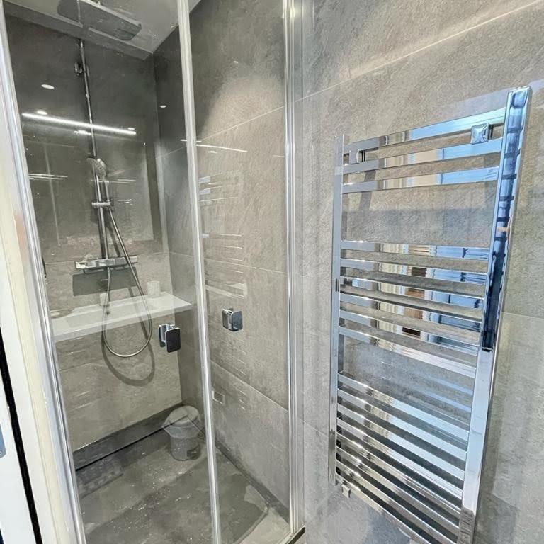 Beach front, Superbe appartement pour 4 personnes - Appartement 2 Chambres - 17