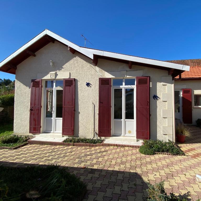 MAISON FLEURIE quartier calme - Maison 2 Chambres - 1