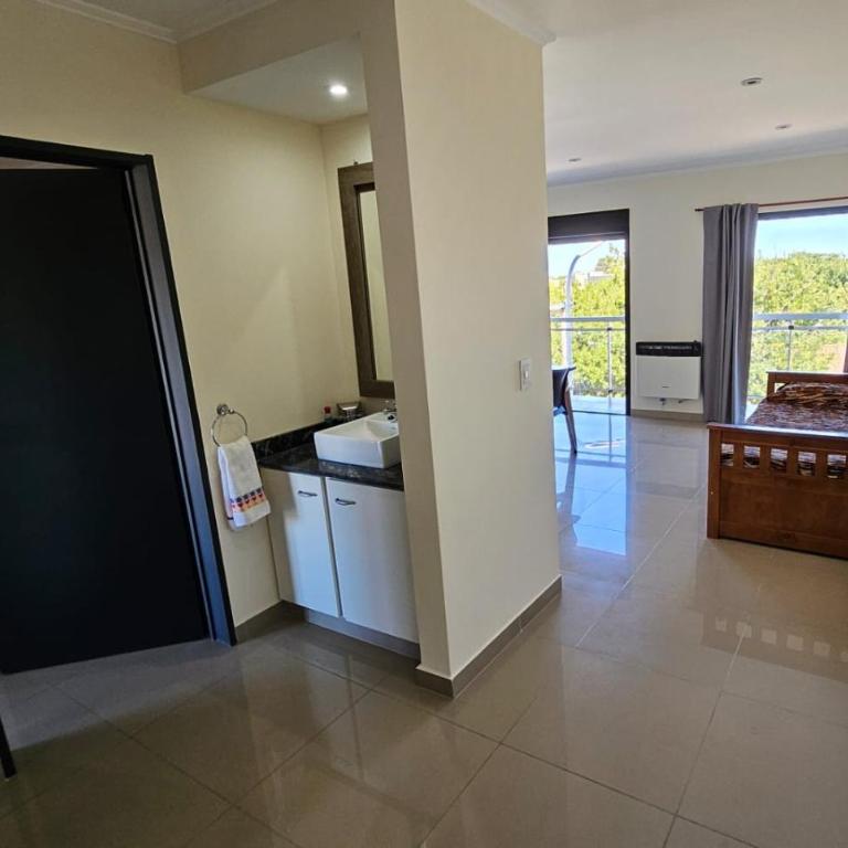 Centro Apart - Deluxe One-Bedroom Apartment with City View - 16