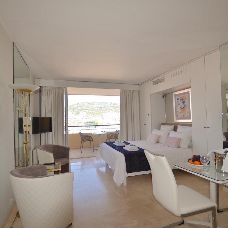 Studio Cannes Grand Hôtel Ibis avec Terrasse - Apartamento de 1 dormitorio - 6