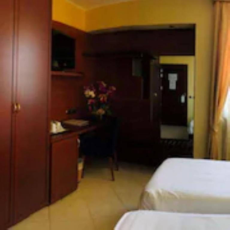 Best Western Hotel Nettuno - Camera Standard Doppia con Letti Singoli - 2