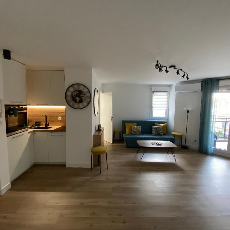 Rives du Lez - Prestige - Studio Lit King-Size avec Canapé-Lit - 22