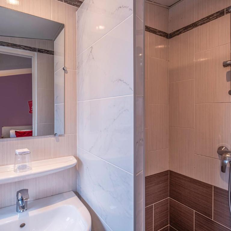 Saint Georges Lafayette - Chambre Triple - 6
