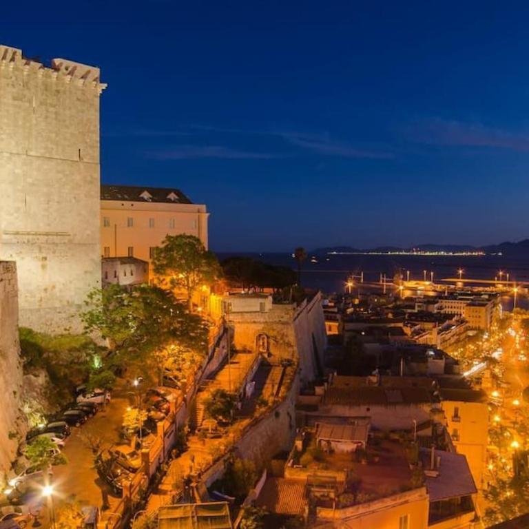 ExmA Luxury Apart Cagliari Center Reserved Parking - Appartamento - 7