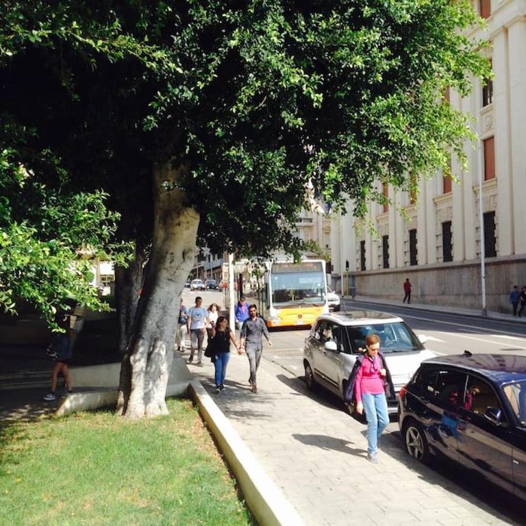 ExmA Luxury Apart Cagliari Center Reserved Parking - Appartamento - 21