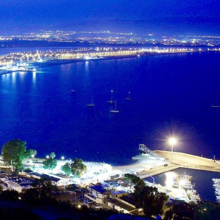 ExmA Luxury Apart Cagliari Center Reserved Parking - Appartamento - 61