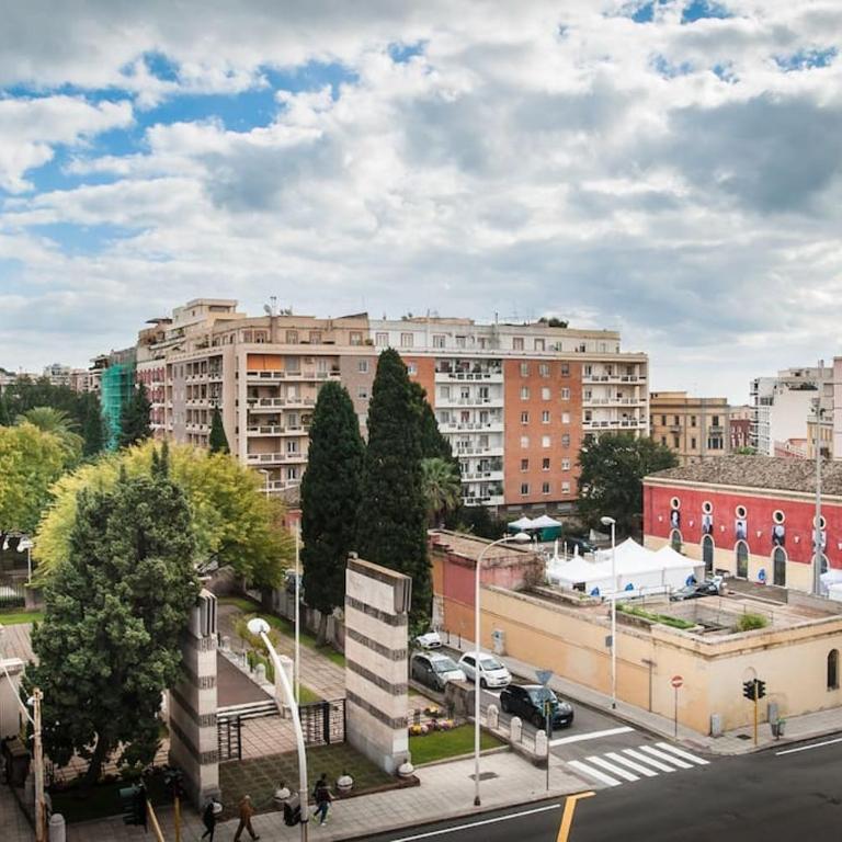 ExmA Luxury Apart Cagliari Center Reserved Parking - Appartamento - 75