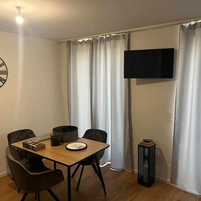 Charmant Studio - Appartement 1 Chambre - 10