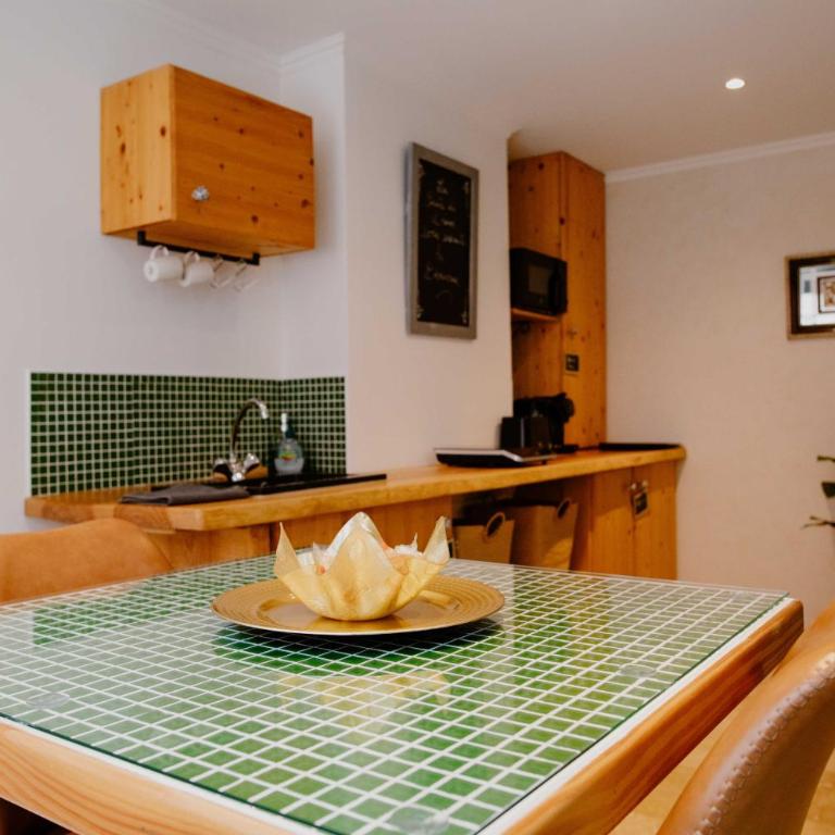 Suite de Diane Jacuzzi - Premiere conciergerie - Studio with Spa Bath - 9