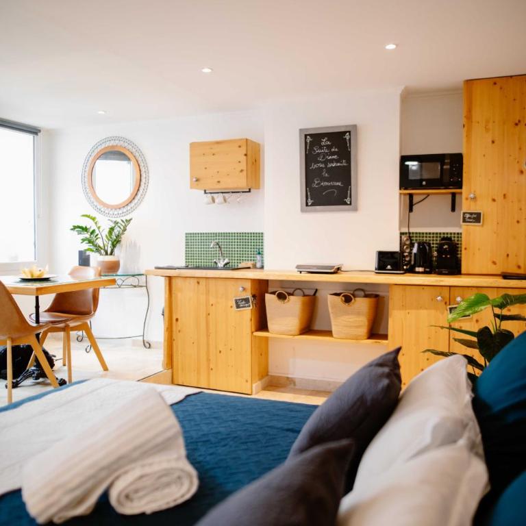 Suite de Diane Jacuzzi - Premiere conciergerie - Studio with Spa Bath - 8