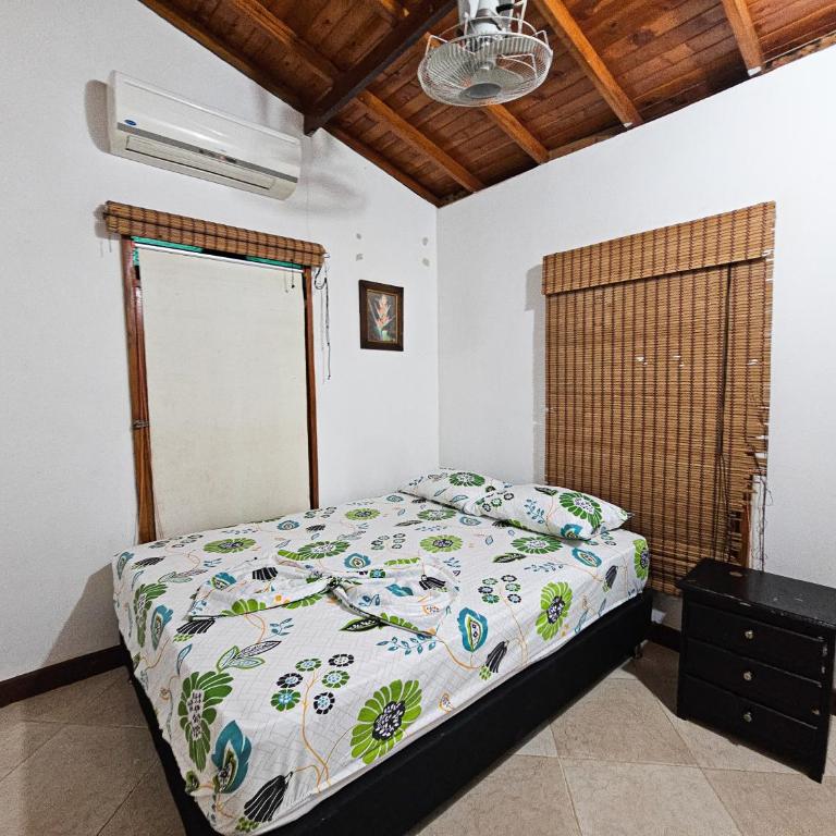 Finca Recreativa Aguamarino Doradal - Casa de 4 dormitorios - 17