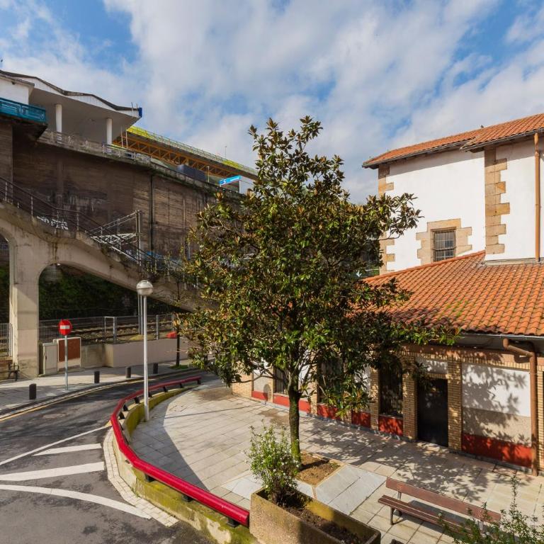 AkomodaT en apartamento luminoso junto al paseo de la ría - Two-Bedroom Apartment - 47