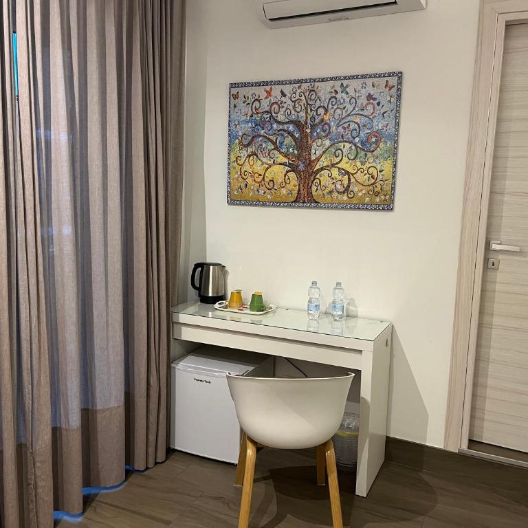 Anastasio Vatican Rooms G H - Camera Tripla con Bagno Privato - 19