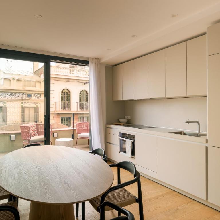 CATERINA Editorial - Two-Bedroom Deluxe Apartment - 2