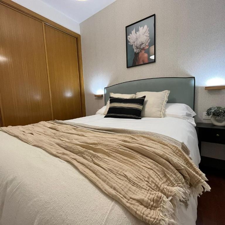 Old Town Core next to Plaza Nueva - Apartamento Superior con 3 dormitorios - 15