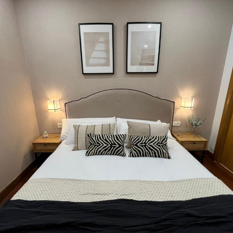 Old Town Core next to Plaza Nueva - Apartamento Superior con 3 dormitorios - 5