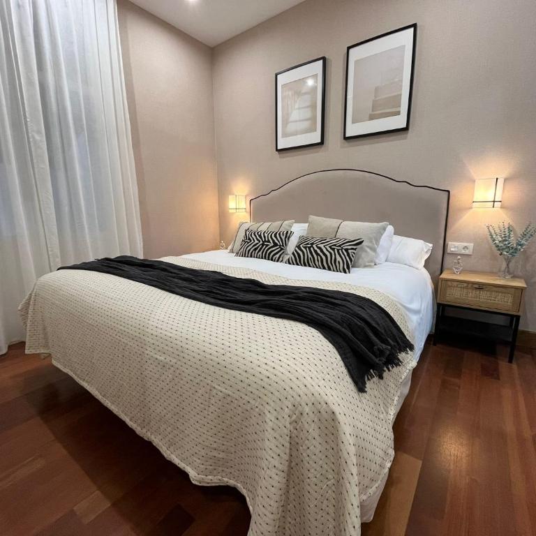 Old Town Core next to Plaza Nueva - Apartamento Superior con 3 dormitorios - 9