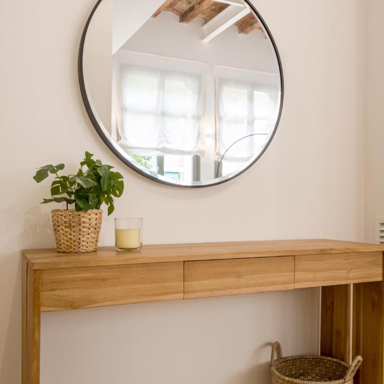 CATERINA Editorial - Three-Bedroom Superior Apartment - 12