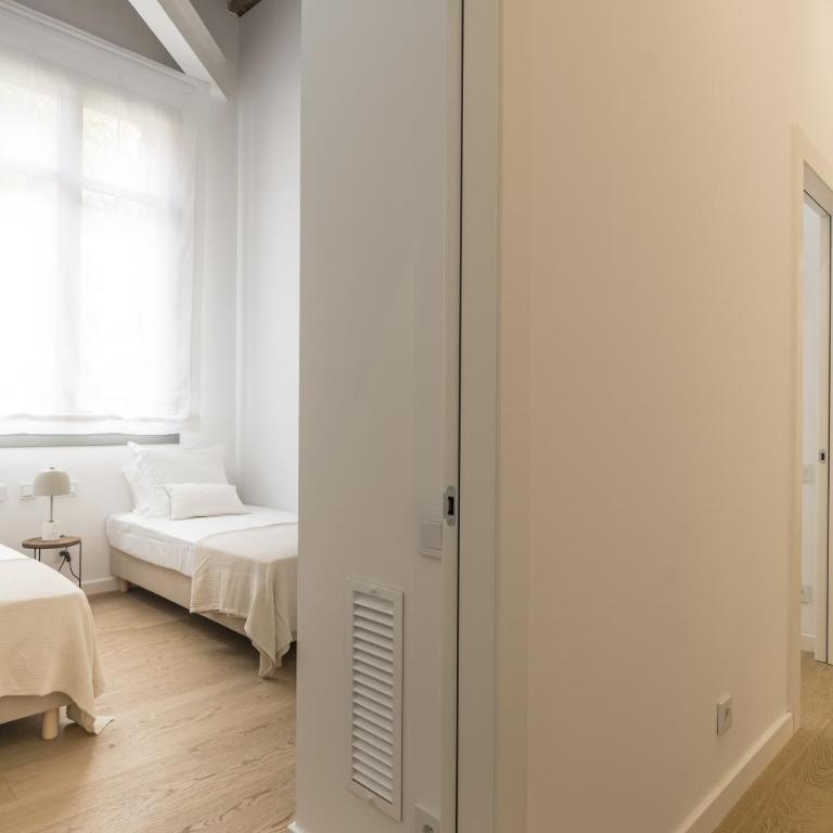 CATERINA Editorial - Three-Bedroom Apartment - 12