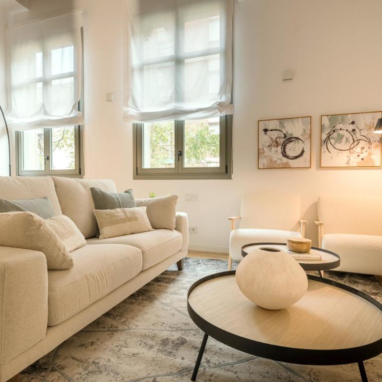 CATERINA Editorial - Three-Bedroom Apartment - 3