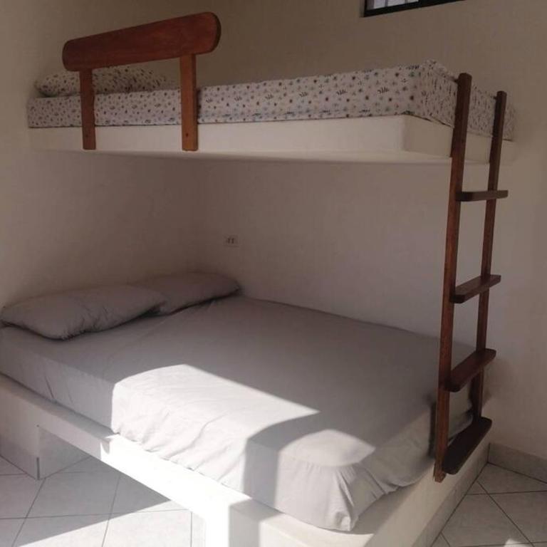 Casa de playa para 16 personas con piscina km 126 - Casa de 5 dormitorios - 4