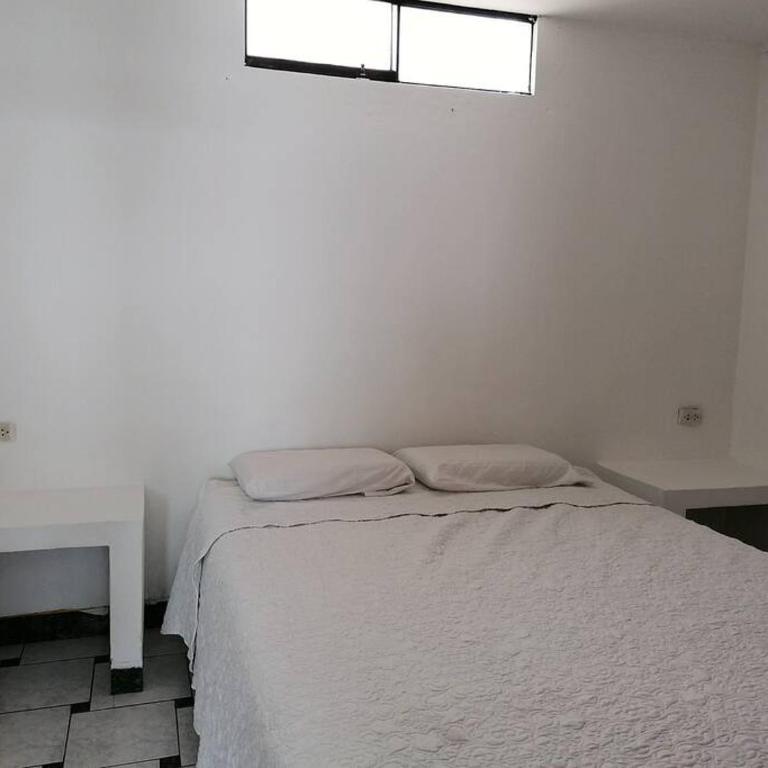 Casa de playa para 16 personas con piscina km 126 - Casa de 5 dormitorios - 9