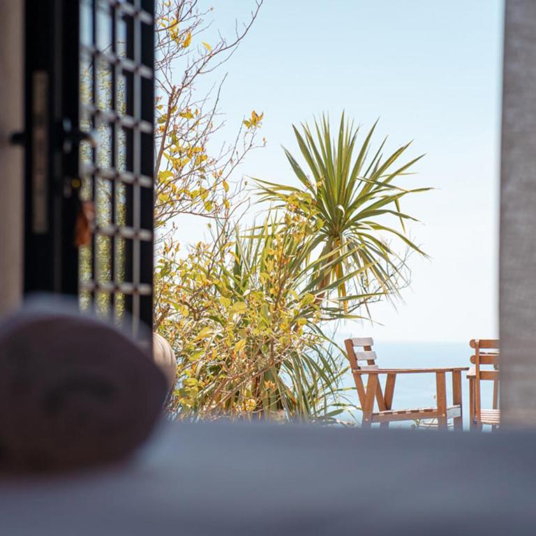 Casa Flora - Camera Queen con Vista Mare - 3
