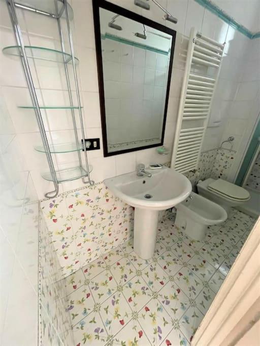 MI12 - Appartamento con 2 Camere da Letto - 17