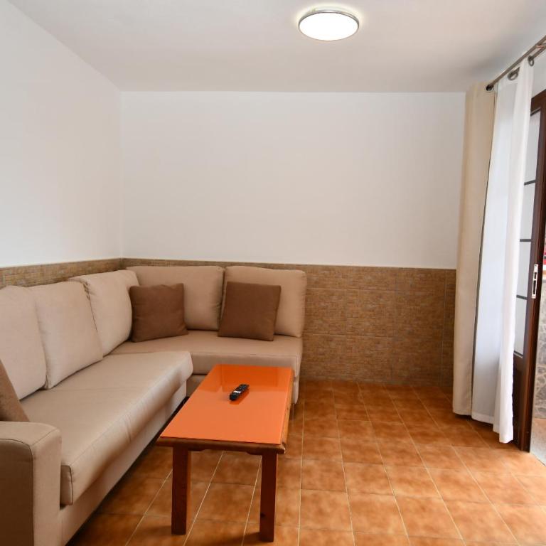 Apartamentos Villa Florida - One-Bedroom Apartment with Terrace - 2