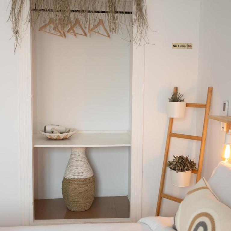 Naim Guest House Nerja - Adults only - Habitación Doble con balcón - 2