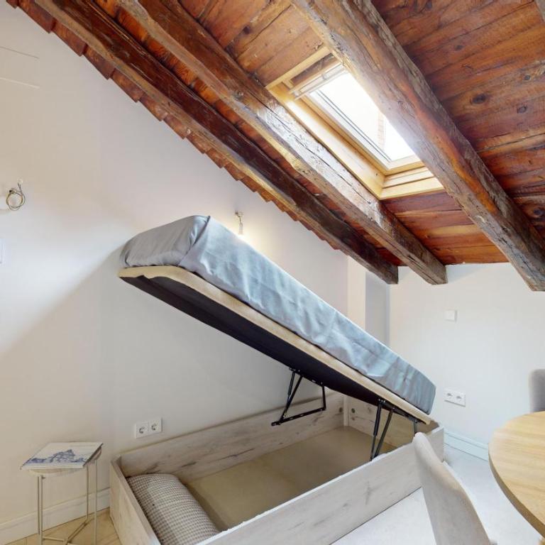 Santa Cruz - Triple Room with Private Bathroom - 25