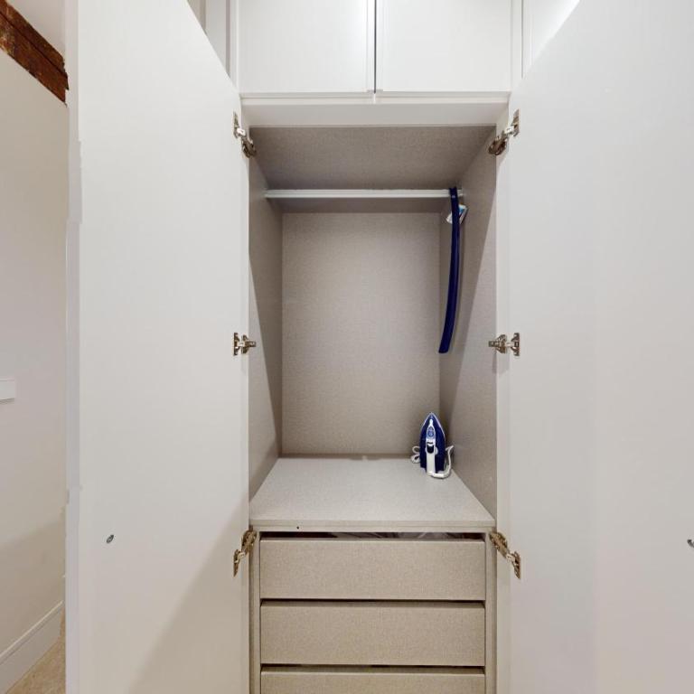 Santa Cruz - Triple Room with Private Bathroom - 9