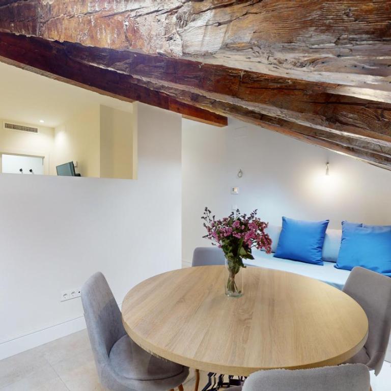Santa Cruz - Triple Room with Private Bathroom - 20