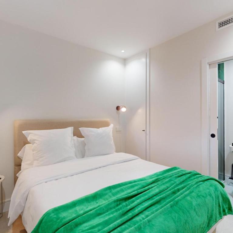 Santa Cruz - Triple Room with Private Bathroom - 3