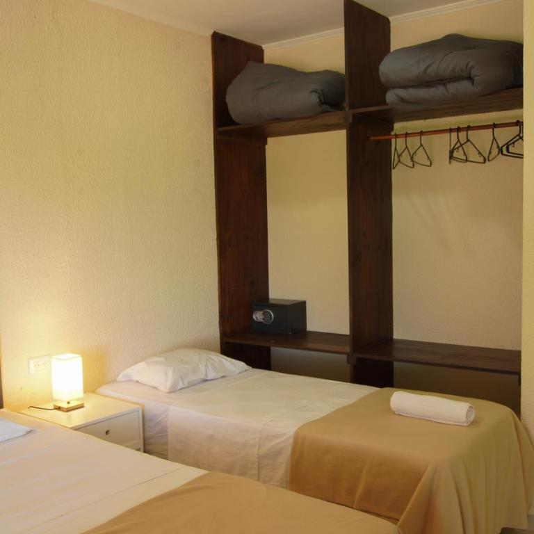 ISONDU Suites & Breakfast - Habitación Cuádruple con balcón - 13