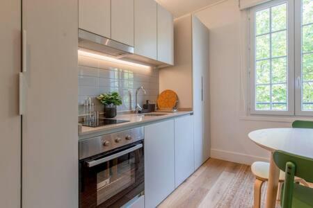 HOM I Depto en Ubicación privilegiada en Santiago Centro - Apartamento - 6