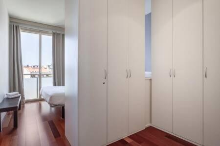 The Collection Barcelona - Wonderful 2-bd apart with balcony Plaza Cataluña - Apartamento - 9
